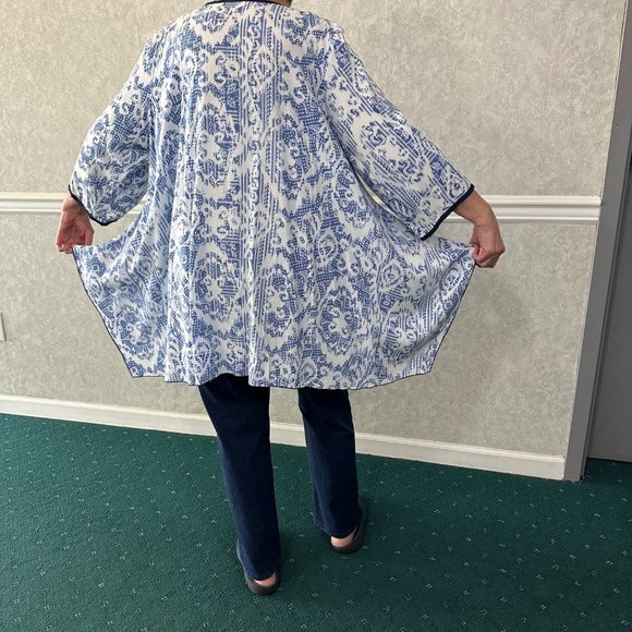 Blue Sky Tunic Top Button Down Blouse 1X Plus Blue White - Picture 6 of 9